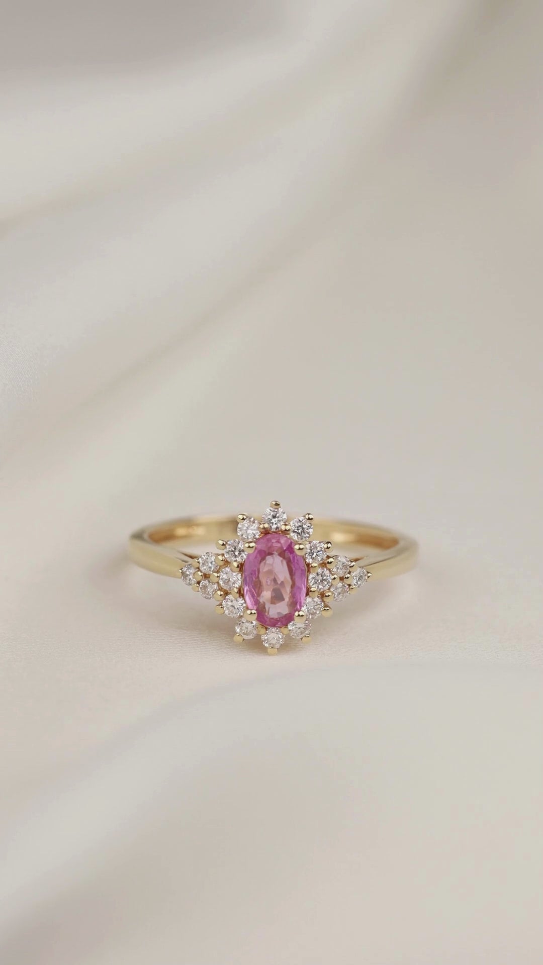 Geelgouden ring, 0.60 ct roze saffier, Eden